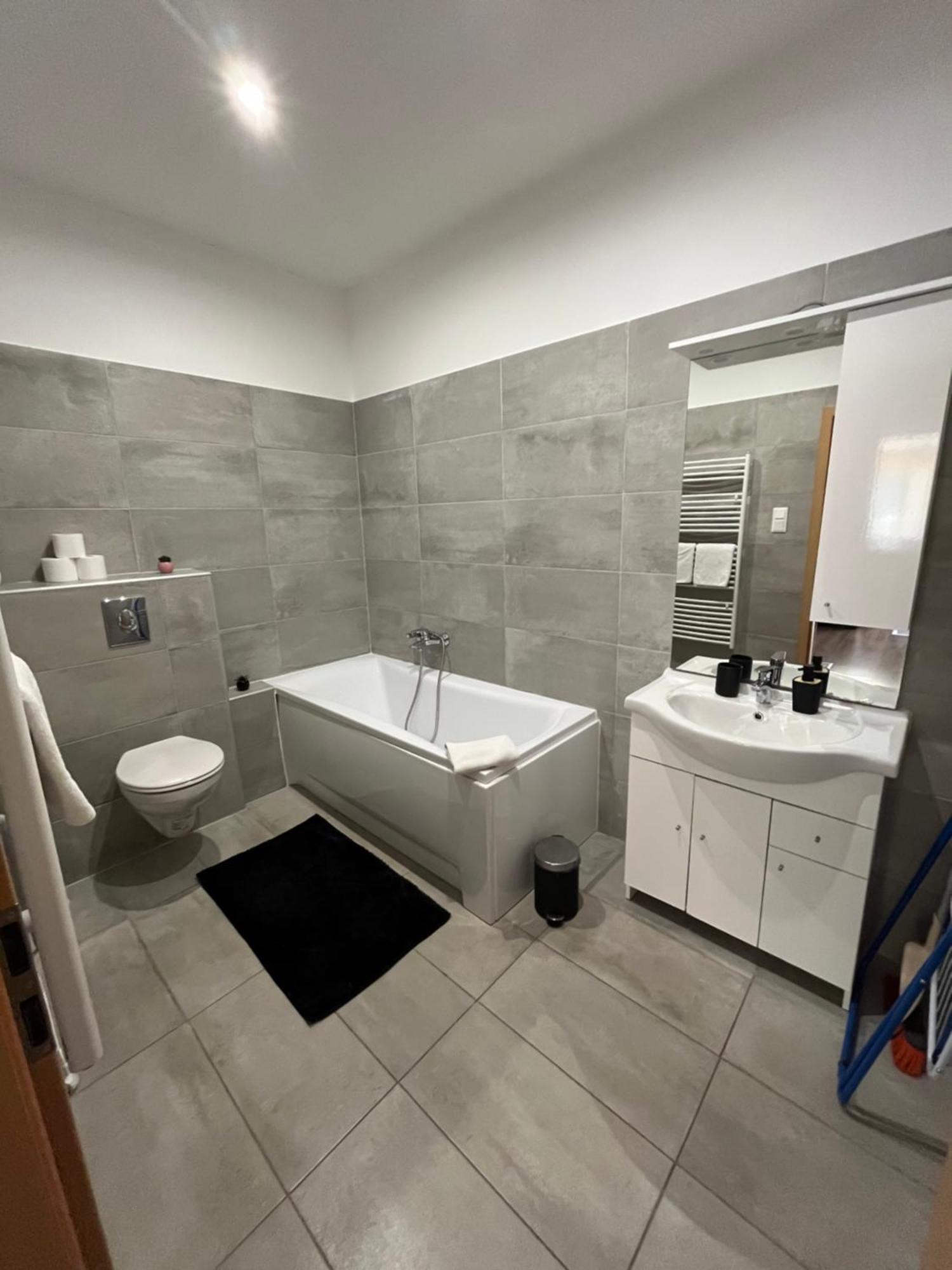 Solaris Apartman Zalakaros Bagian luar foto