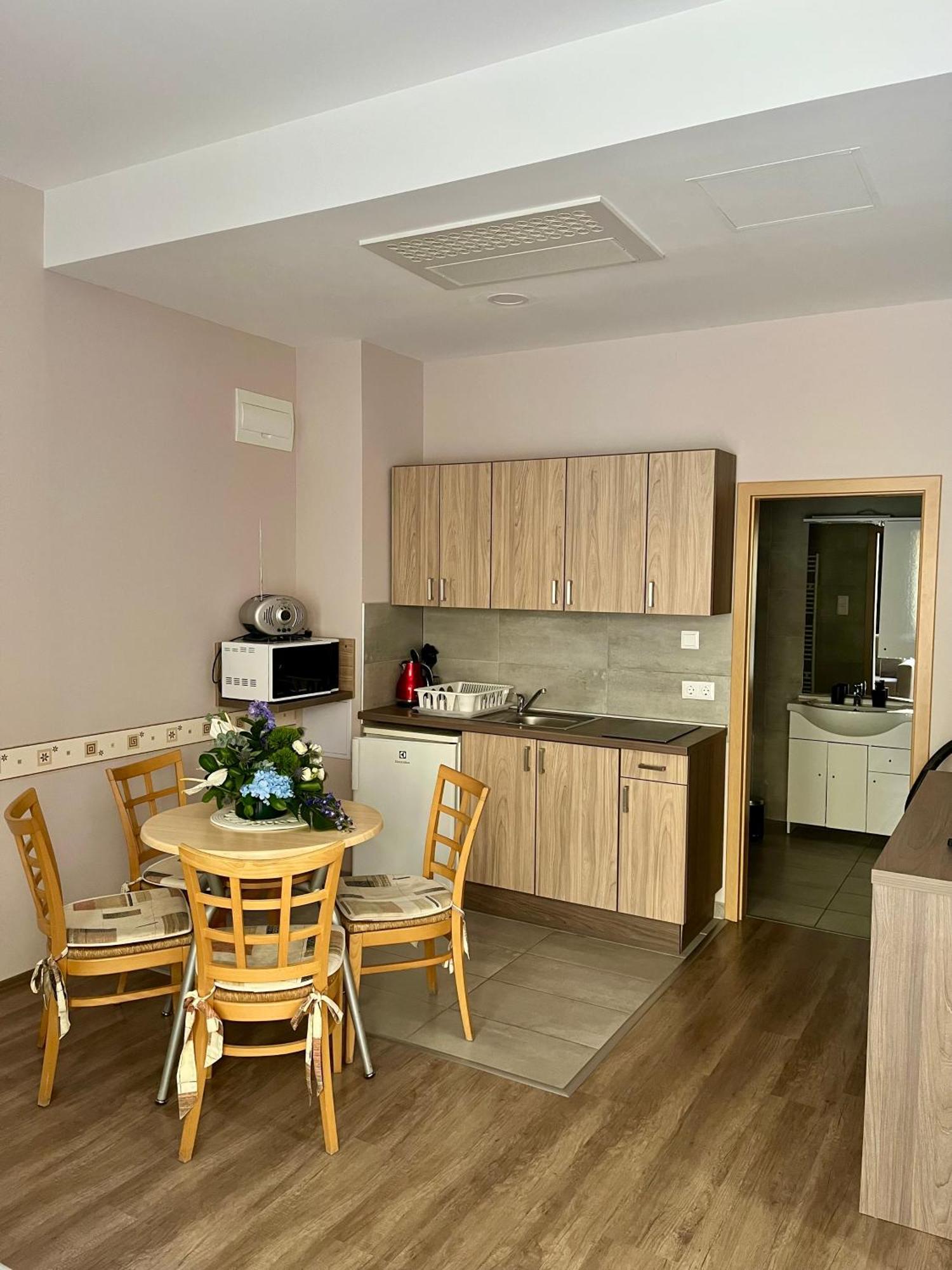 Solaris Apartman Zalakaros Bagian luar foto