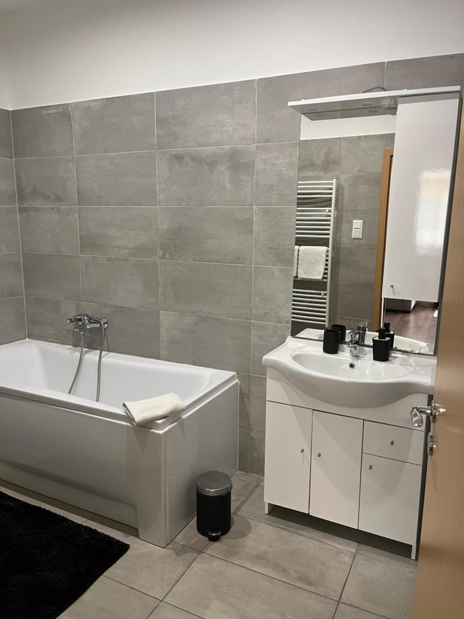 Solaris Apartman Zalakaros Bagian luar foto